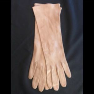 Vintage New 60’s Kid Taupe/Tan Leather Gloves S/M